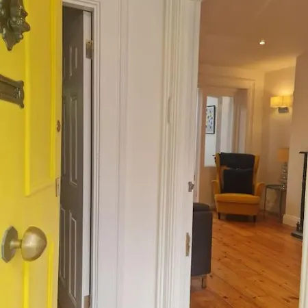 Shelbourne By Rds&aviva Holiday home