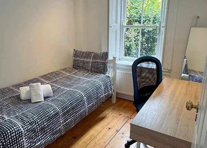 Shelbourne By Rds&aviva 더블린